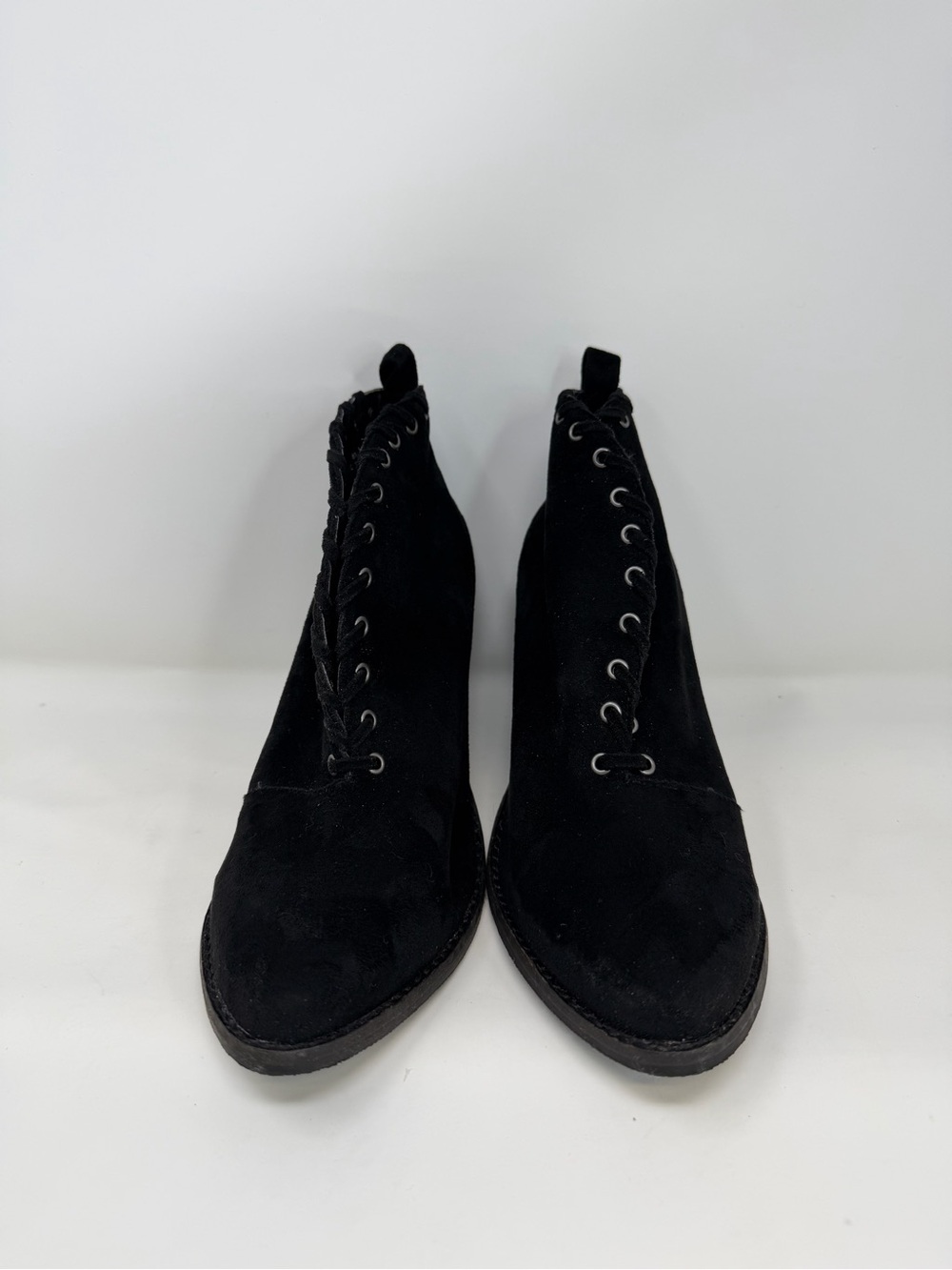 Nwob coconuts by Matisse Alabama Black Suede Women’s Ankle Boots v front size 8